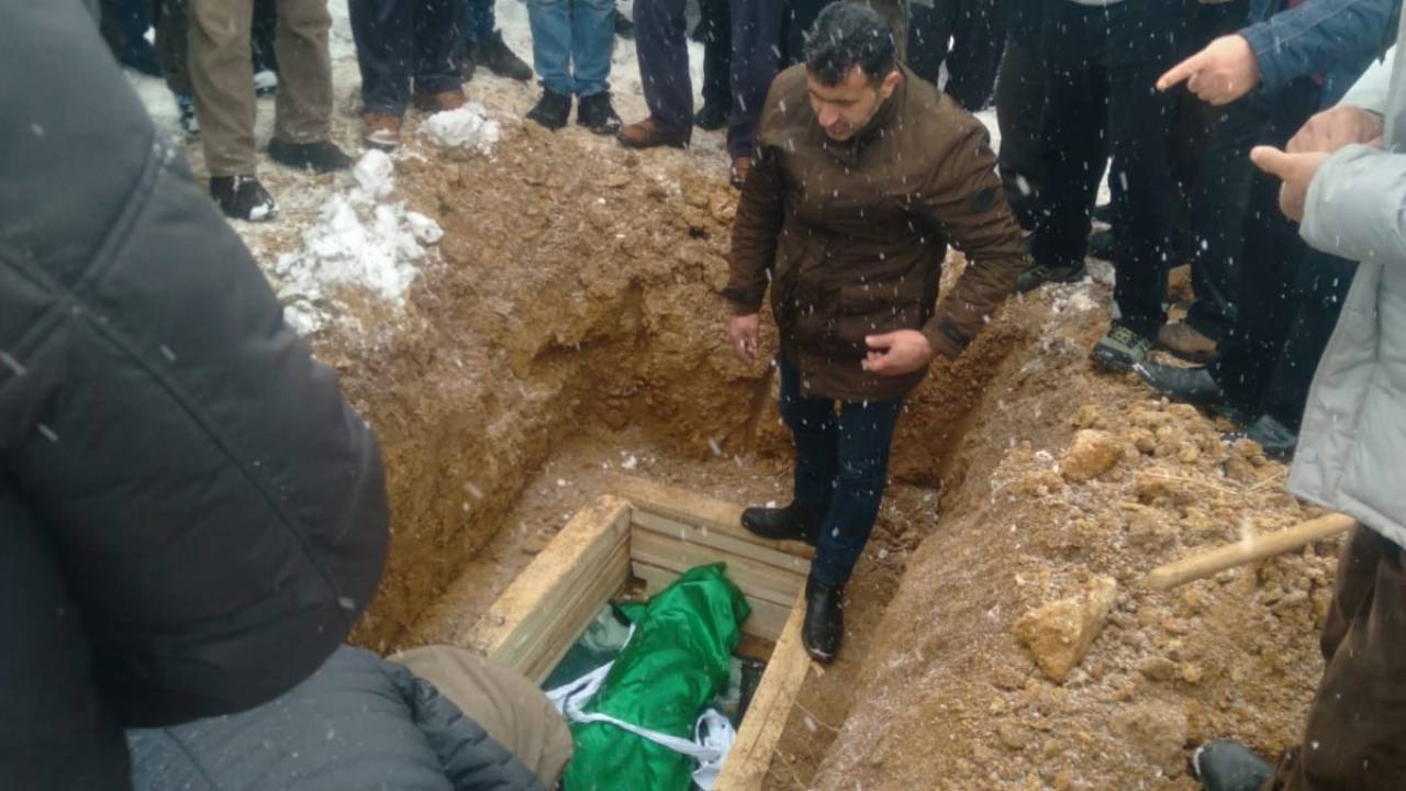 Hasan Genç (07.12.2023) Elgazi Köyü Mezarlığı’nda toprağa verildi.