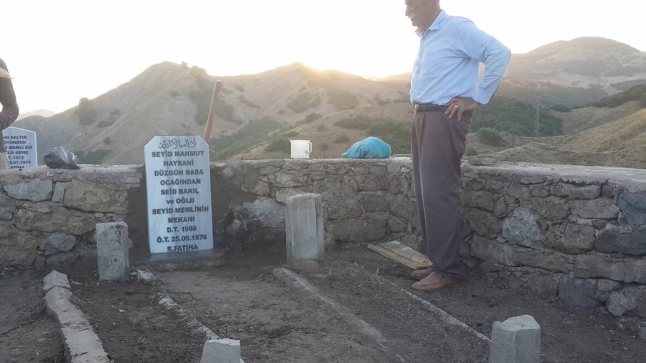 Elgazi Köyü – Türbe ve Mezarlar&nbsp;