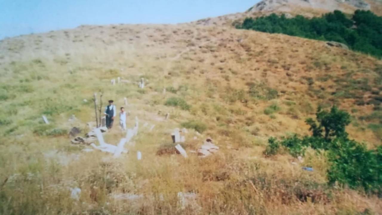 Elgazi Köyü – Türbe ve Mezarlar&nbsp;